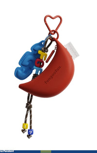Porte-clés Moony rouge avec mousqueton cœur et charms colorés