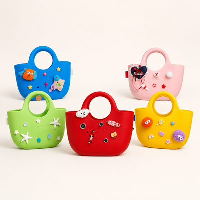 Les cinq couleurs du sac Loupi personnalisable avec charms kawaii